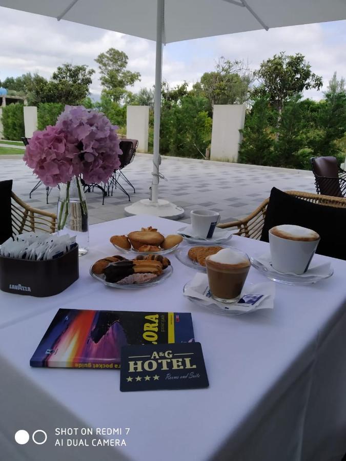 A&G Hotel Radhime Bagian luar foto
